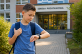 Smartwatch dla ucznia / do szkoły – poradnik przed wrześniem